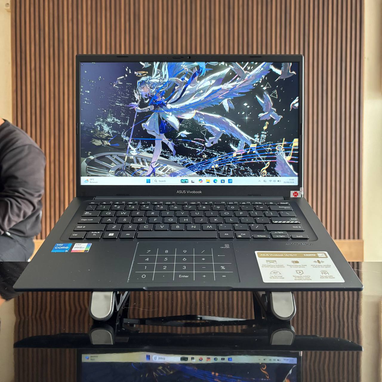 bagian depan asus vivobook x1404va
