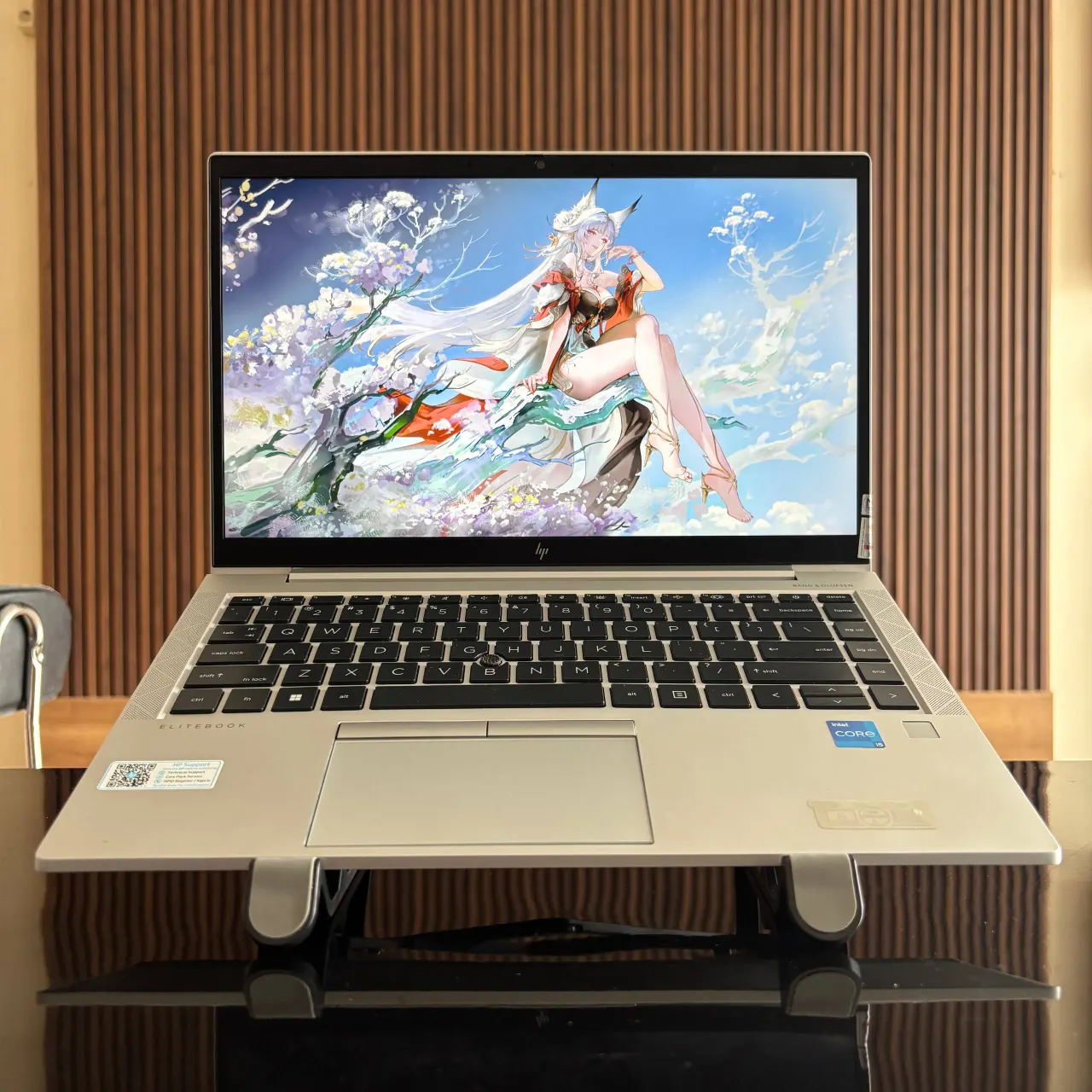 bagian depan hp elitebook 840 g8