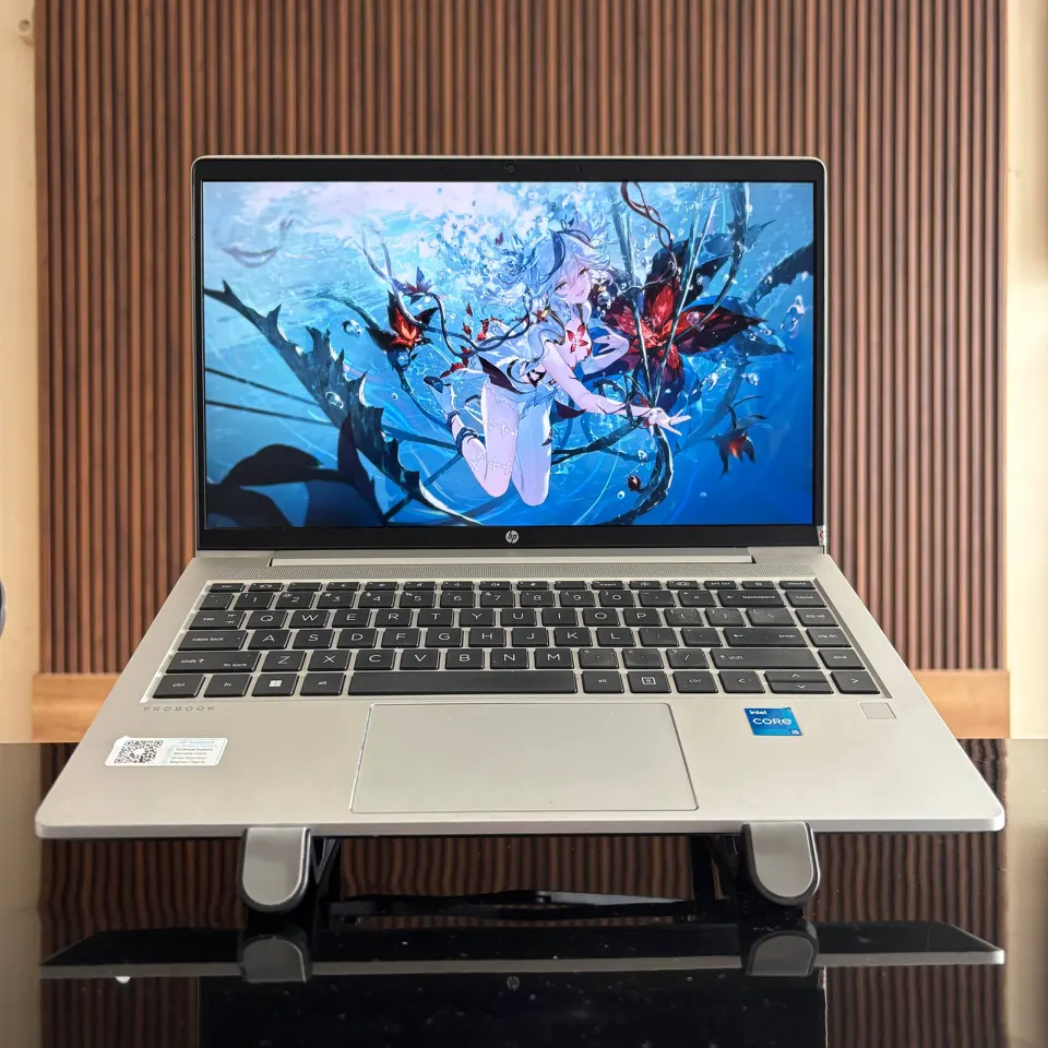 bagian depan hp probook 440 g9